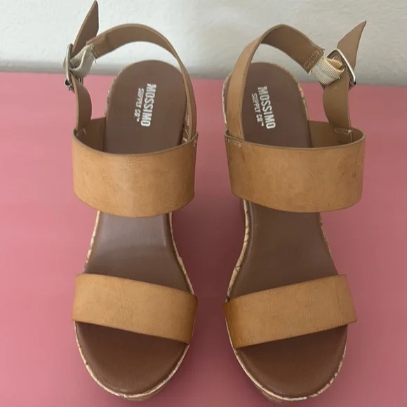 Mossimo Supply Co. Women's Tan Wedge Sandals - Picture 2 of 5